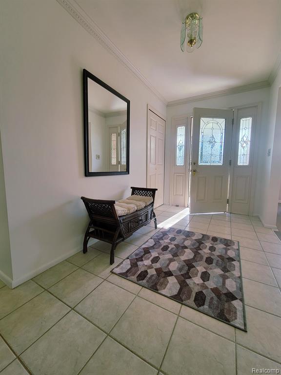 6091 Kings Shire Road, Grand Blanc, MI 48439 — Photo 22