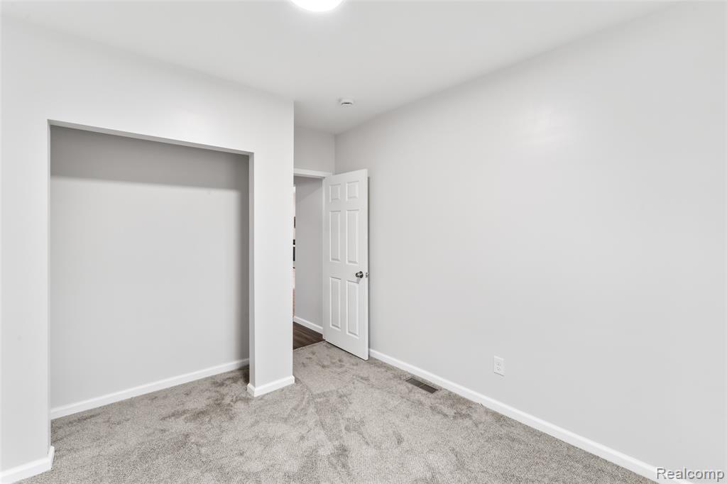 5524 Seebaldt Street, Detroit, MI 48204 — Photo 26