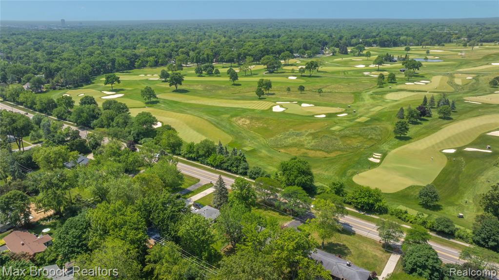 6695 Lahser Road, Bloomfield Hills, MI — Photo 42