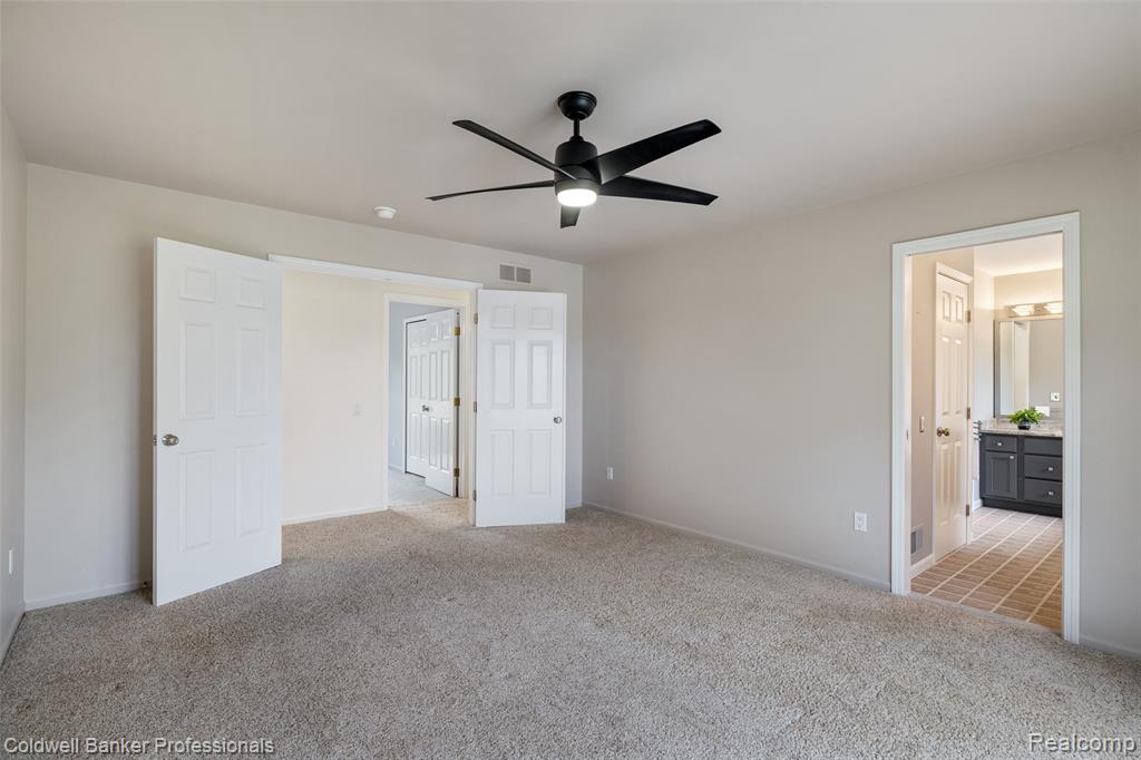 468 Orchard Ridge Drive, Lake Orion, MI 48362 — Photo 34