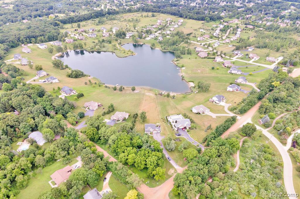 9857 Dartmouth Road, Clarkston, MI 48348 — Photo 59