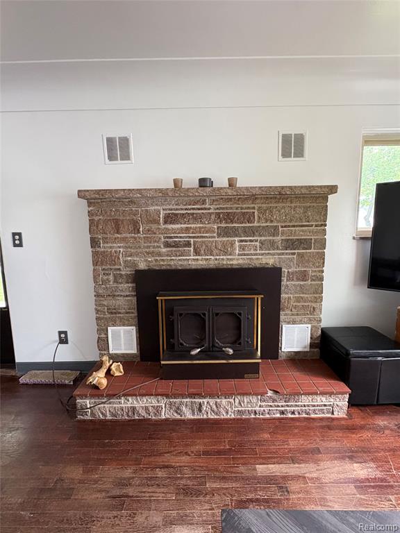 221 Grove Street, Otisville, MI 48463 — Photo 3