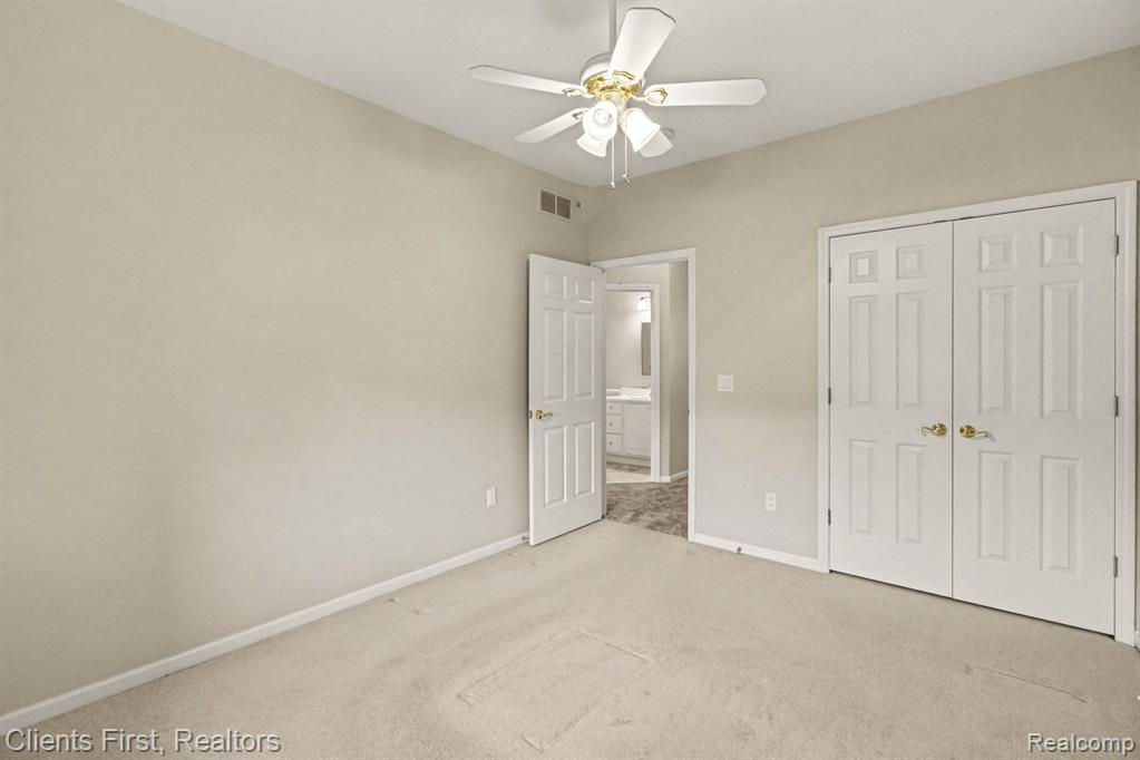 57677 Dakota Drive, New Hudson, MI 48165 — Photo 19