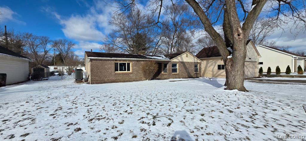9100 Pittsfield Street, Commerce Twp, MI 48382 — Photo 27