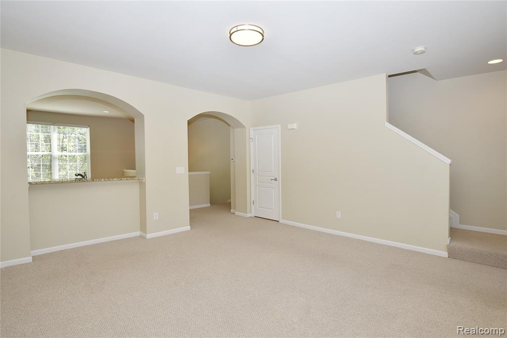 44458 Gwinnett Loop, Novi, MI — Photo 13