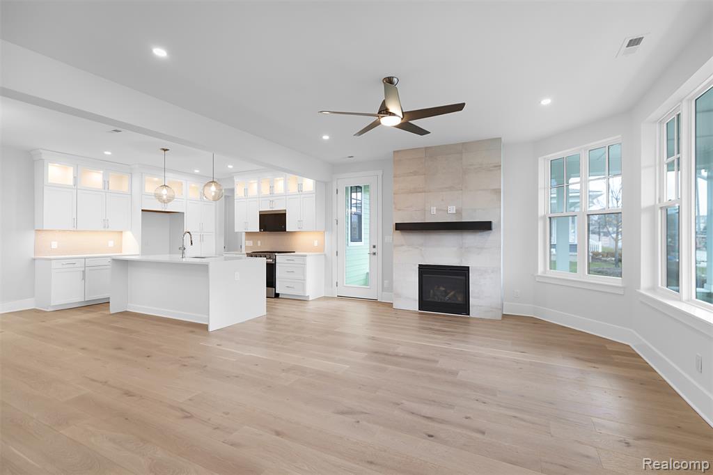 410 S Center Street, Northville, MI 48167 — Photo 14