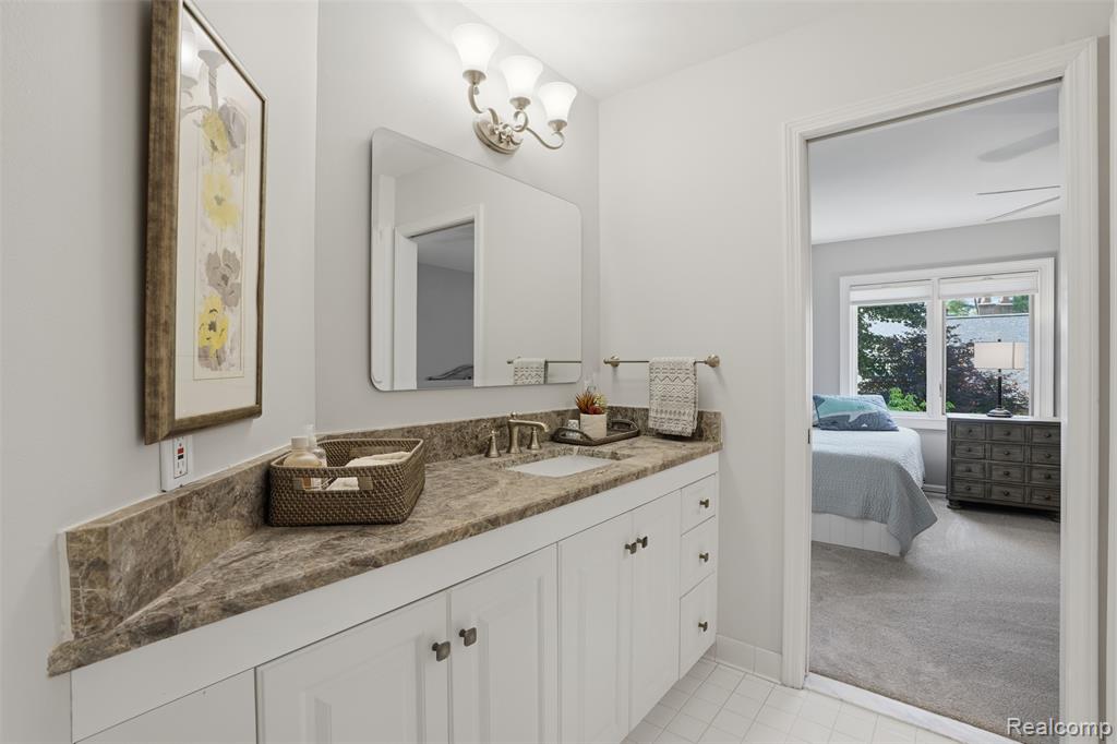 5483 Lake Ridge Drive, Brighton, MI 48116 — Photo 38