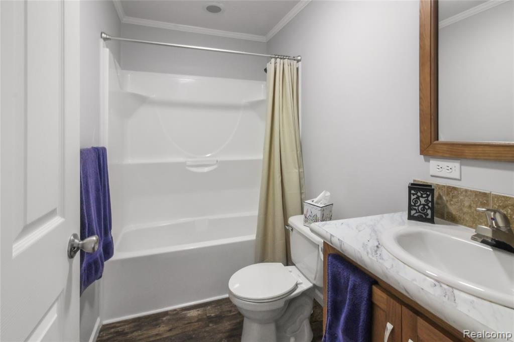 11166 Walden Court, South Lyon, MI 48178 — Photo 20