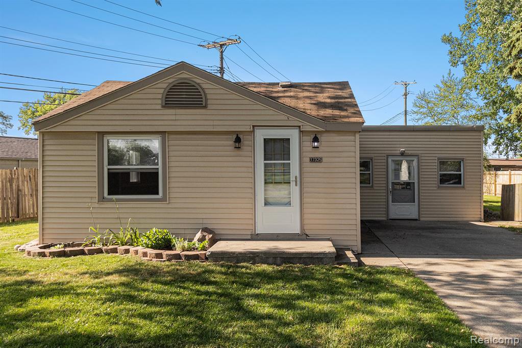 17325 Doris, Fraser, MI 48026 — Photo 3