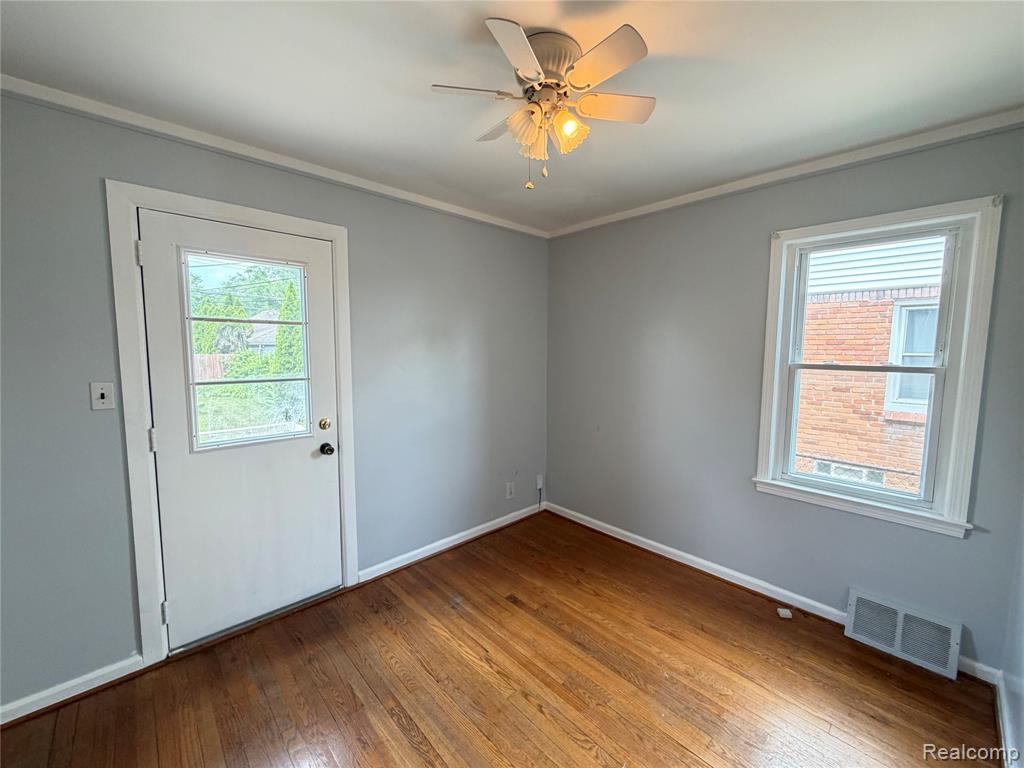 7243 Fenton Street, Dearborn Heights, MI 48127 — Photo 4