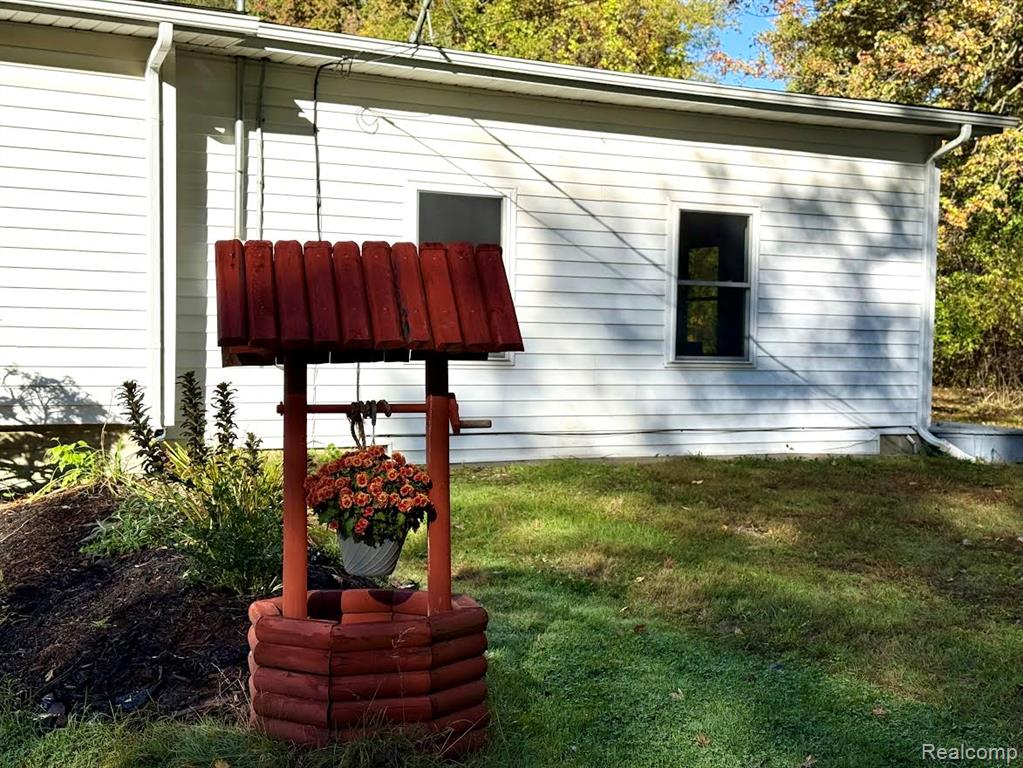 840 Laird Street, Lake Orion, MI 48362 — Photo 7