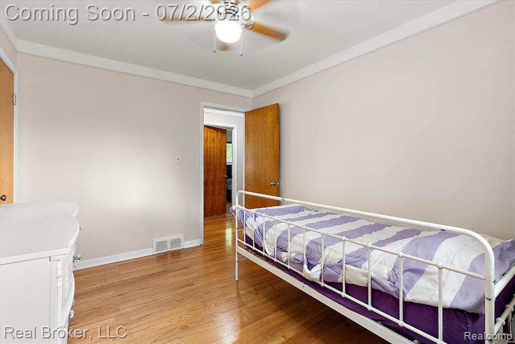 7624 Gary Avenue, Westland, MI — Photo 19
