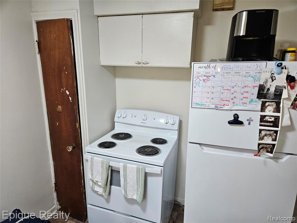 4645 Chatsworth Street, Detroit, MI 48224 — Photo 6