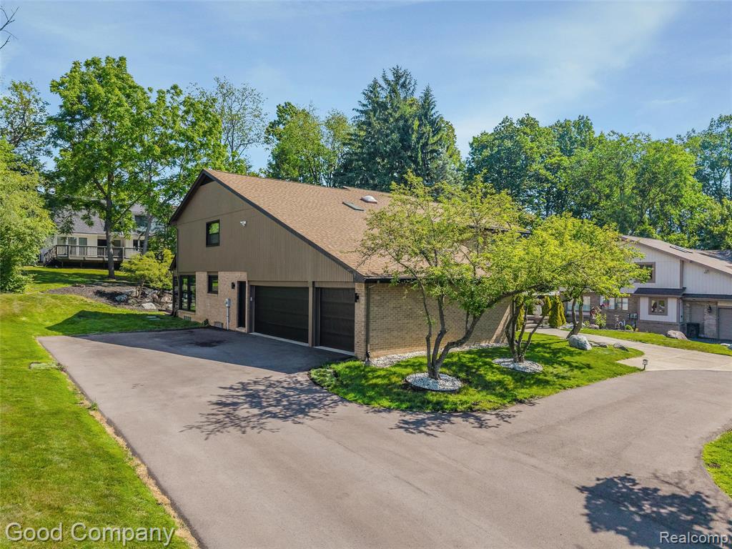 3176 Chambord Drive, West Bloomfield, MI 48323 — Photo 62