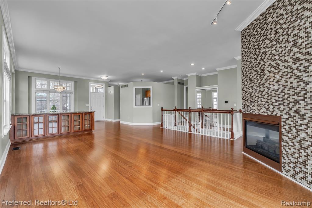 985 Watersedge Court, Oxford, MI 48371 — Photo 19