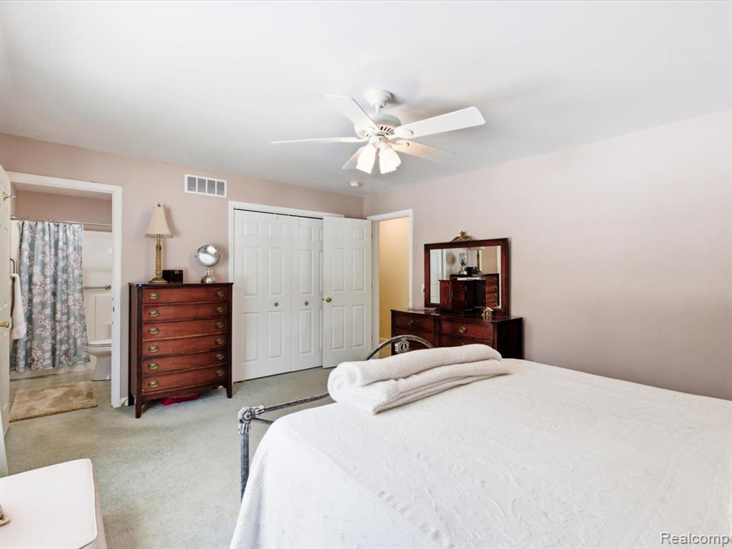 8431 Lakeshore Road, Burtchville, MI 48059 — Photo 28