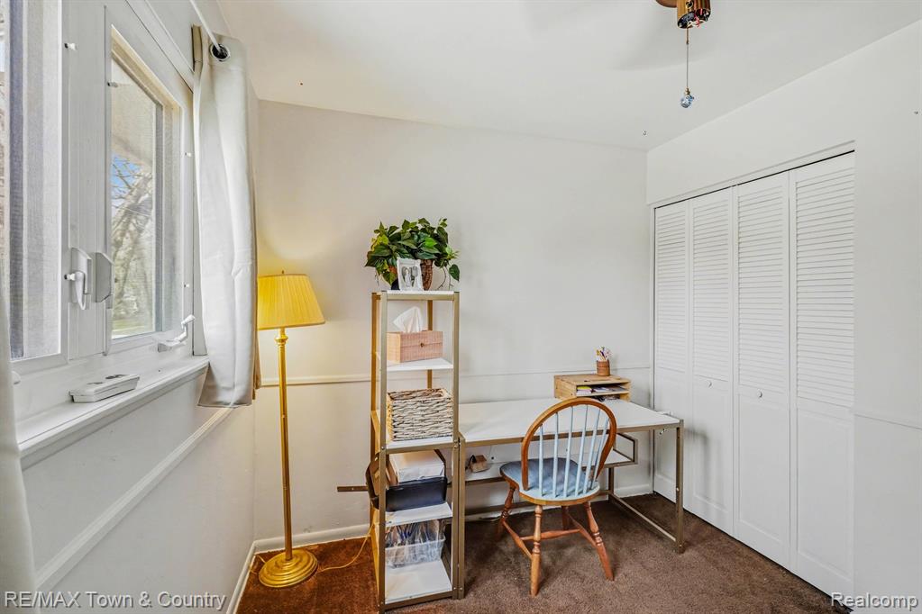 527 Spring Lane, Flushing, MI 48433 — Photo 19
