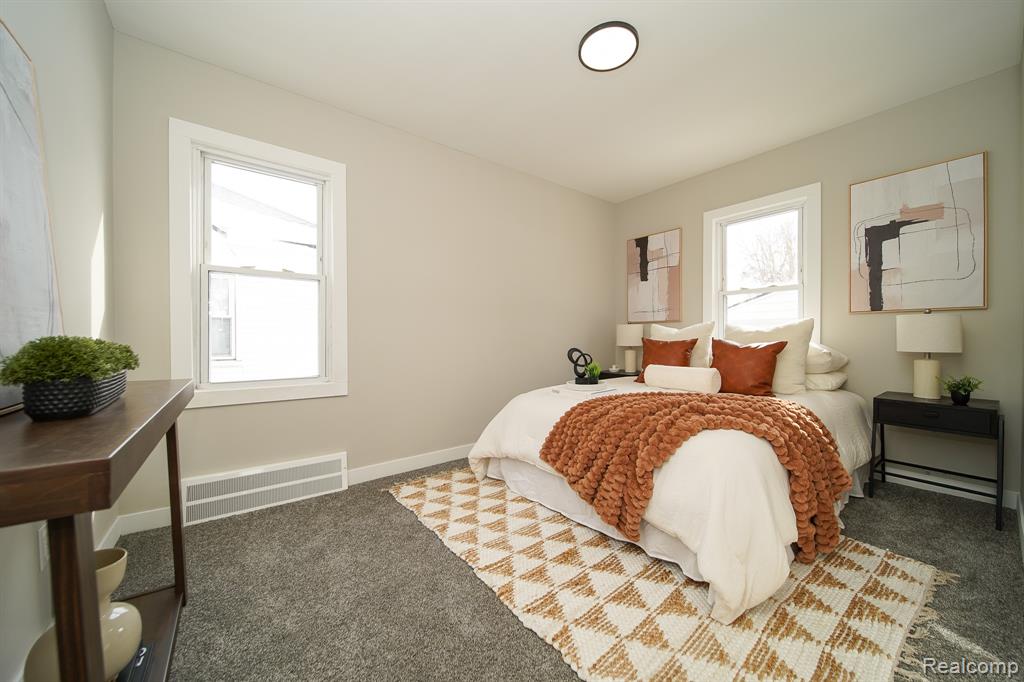 19348 Woodcrest Street, Harper Woods, MI 48225 — Photo 43