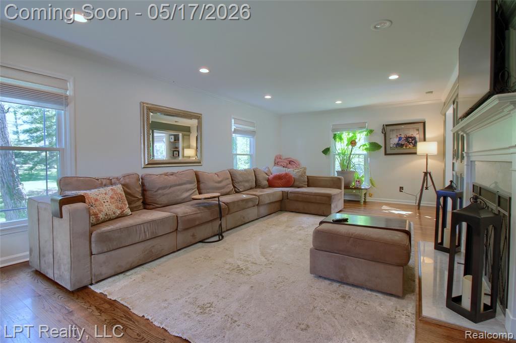 47300 Maplebrook, Northville, MI 48168 — Photo 12