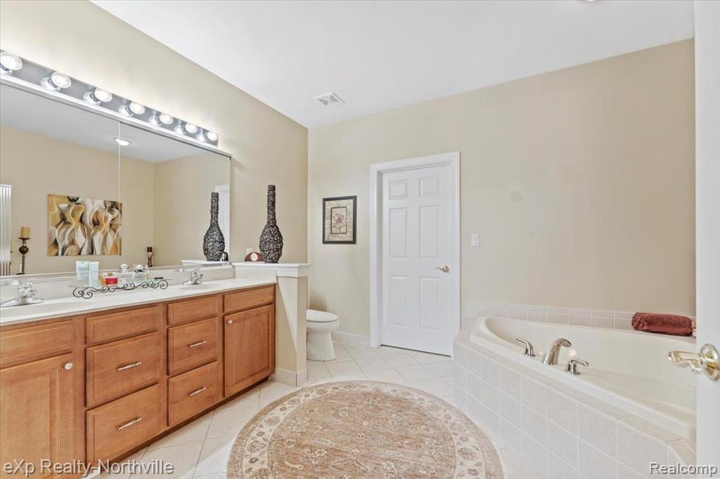 44593 BROADMOOR Circle N, Northville, MI 48168 — Photo 19