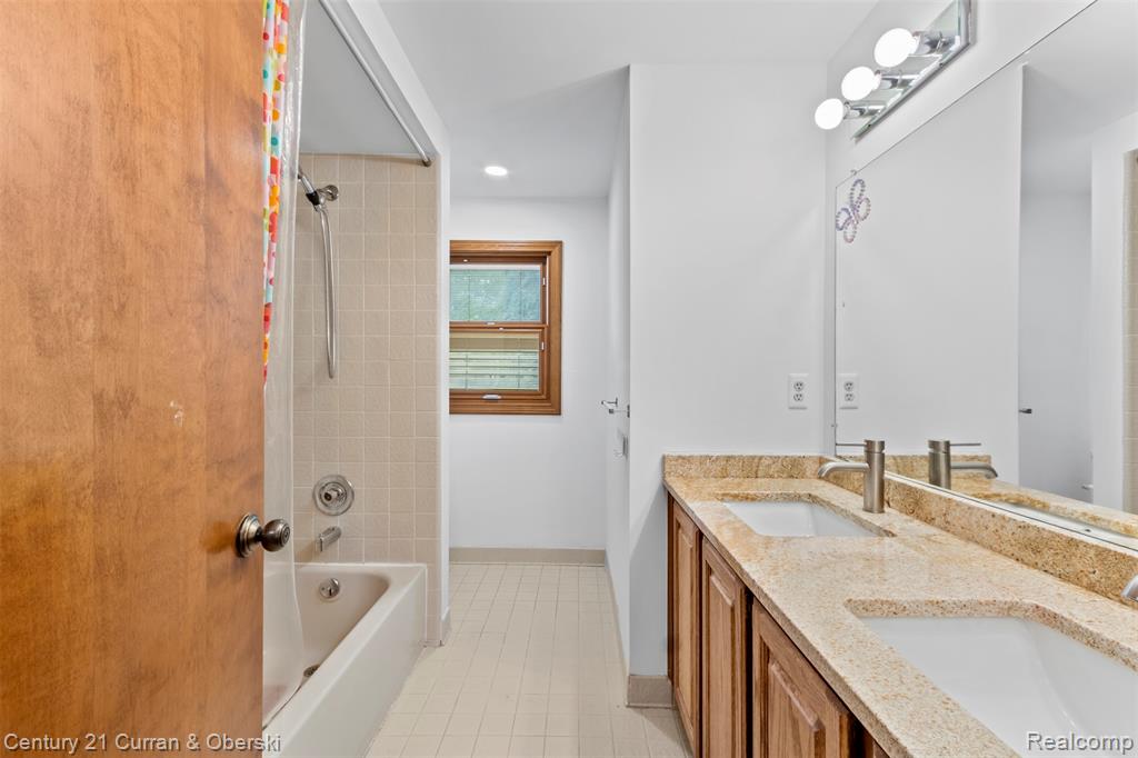 41925 Waterwheel Road, Northville, MI 48168 — Photo 18