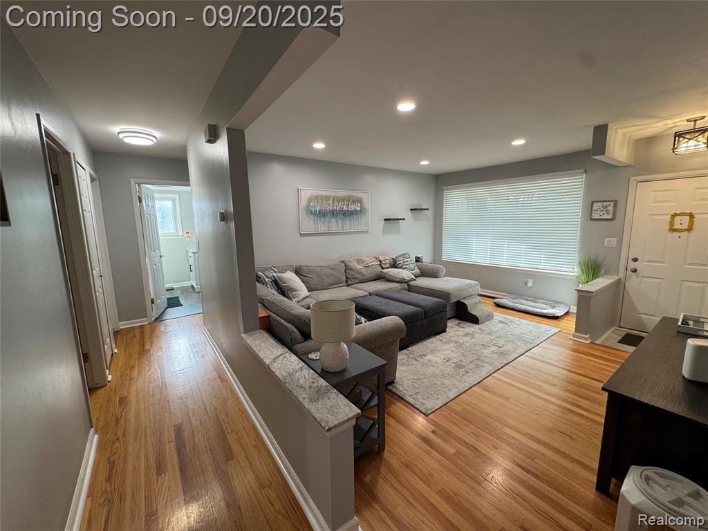 4121 Anthony Drive, Sterling Heights, MI 48310 — Photo 4