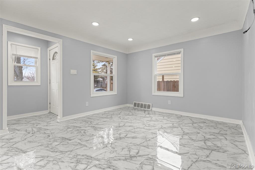 7634 Warwick Street, Detroit, MI 48228 — Photo 7