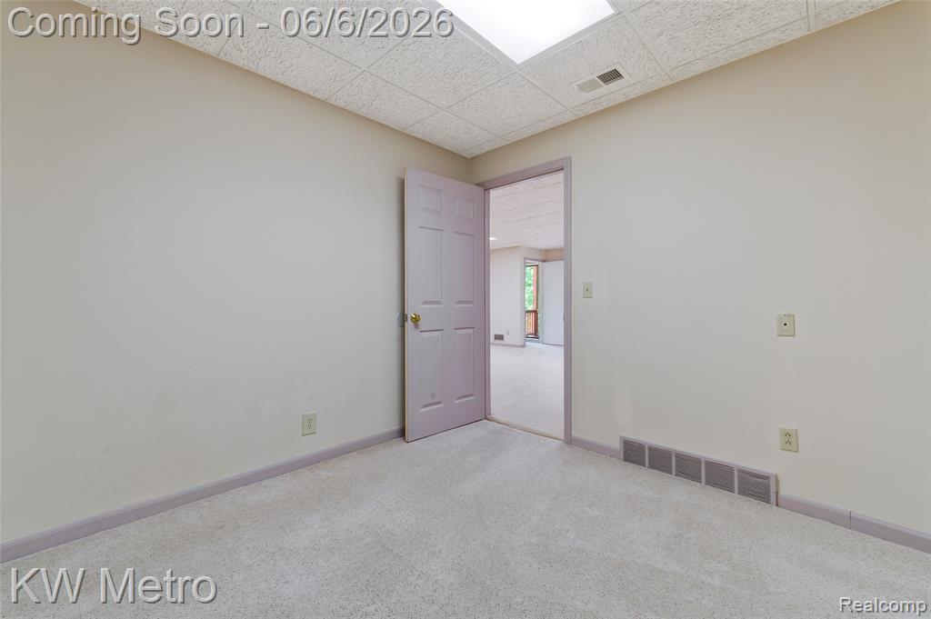 7348 Meadowridge Circle, West Bloomfield, MI — Photo 41