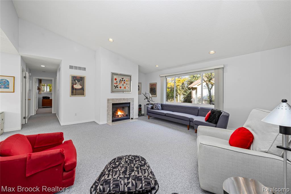 7400 Tall Timbers, West Bloomfield, MI — Photo 6