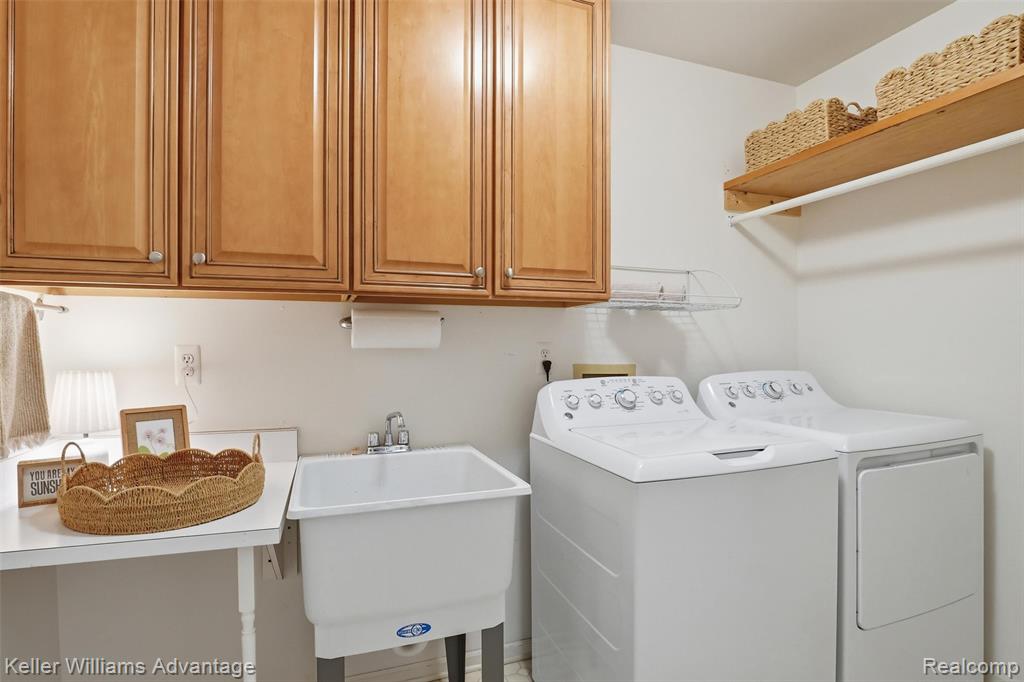 47796 Arbor Trail, Northville, MI 48168 — Photo 20