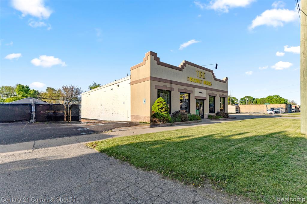 20916 Van Born Road, Dearborn Heights, MI 48125 — Photo 2