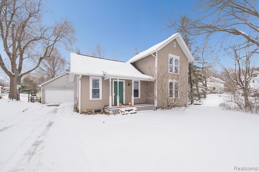 411 City Road, Manchester, MI 48158 — front exterior