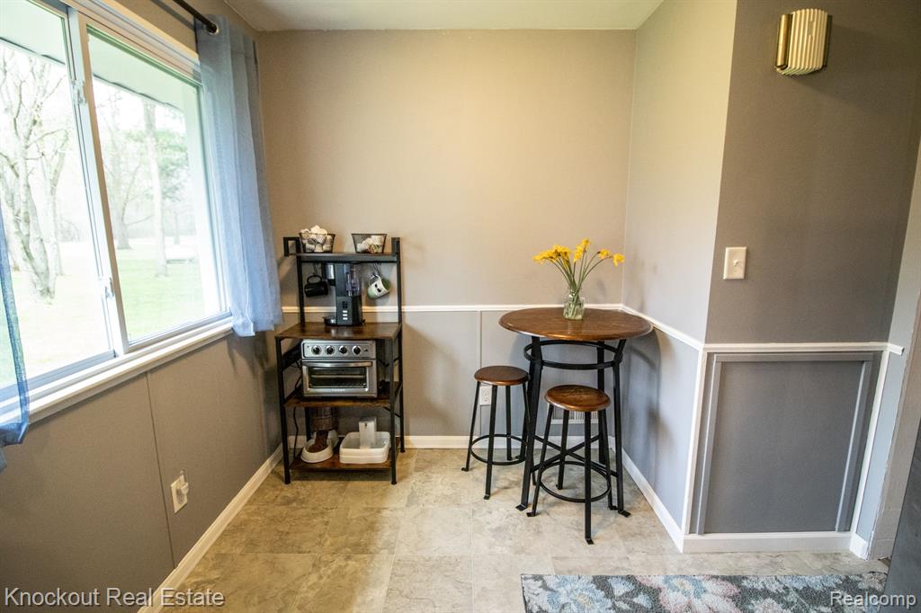 5453 TOWNLINE Road, Birch Run, MI 48415 — Photo 7