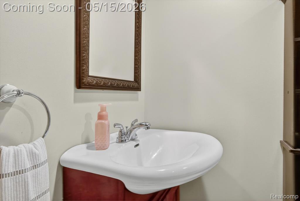 31775 Marblehead Road, Farmington, MI 48336 — Photo 41