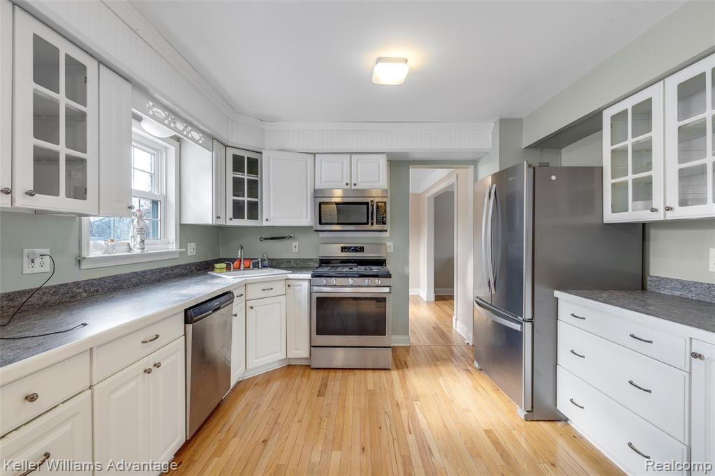 19071 Coachwood Road, Riverview, MI 48193 — Photo 10