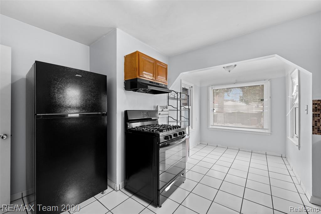 6244 Kendal Street, Dearborn, MI 48126 — Photo 9