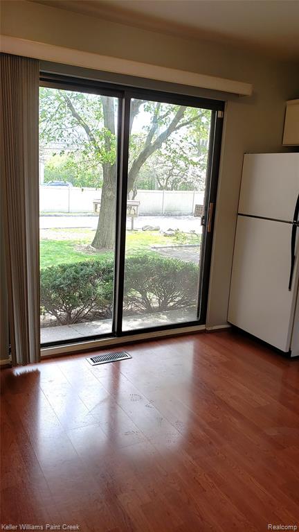 5872 Vassar, West Bloomfield, MI — Photo 15