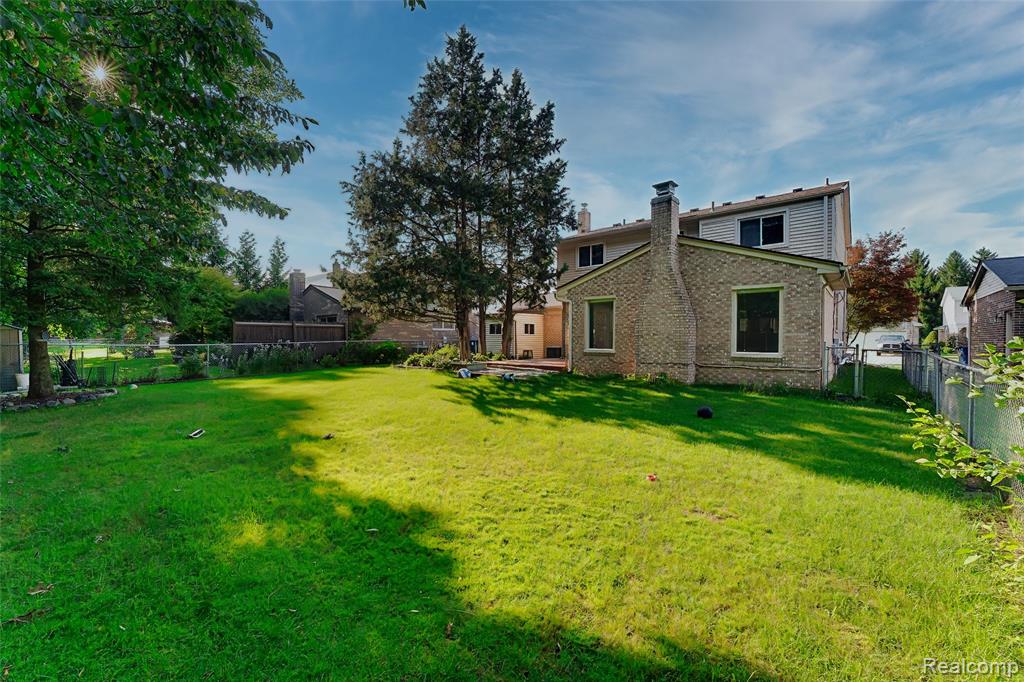 44827 Leslie Lane, Canton, MI 48187 — Photo 47