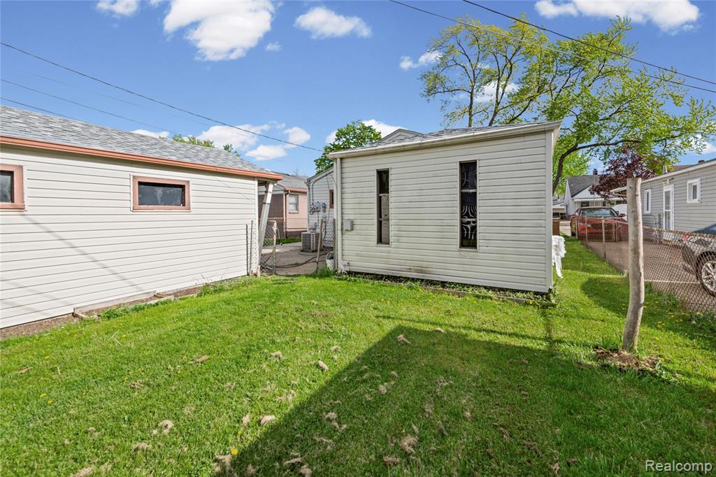8153 Dale, Center Line, MI 48015 — Photo 19