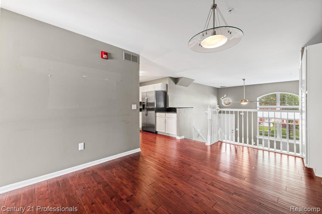 412 Boardwalk Drive, Walled Lake, MI 48390 — Photo 13