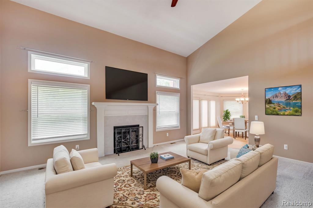 49301 Clinton Terrace Drive, Macomb, MI 48044 — Photo 8