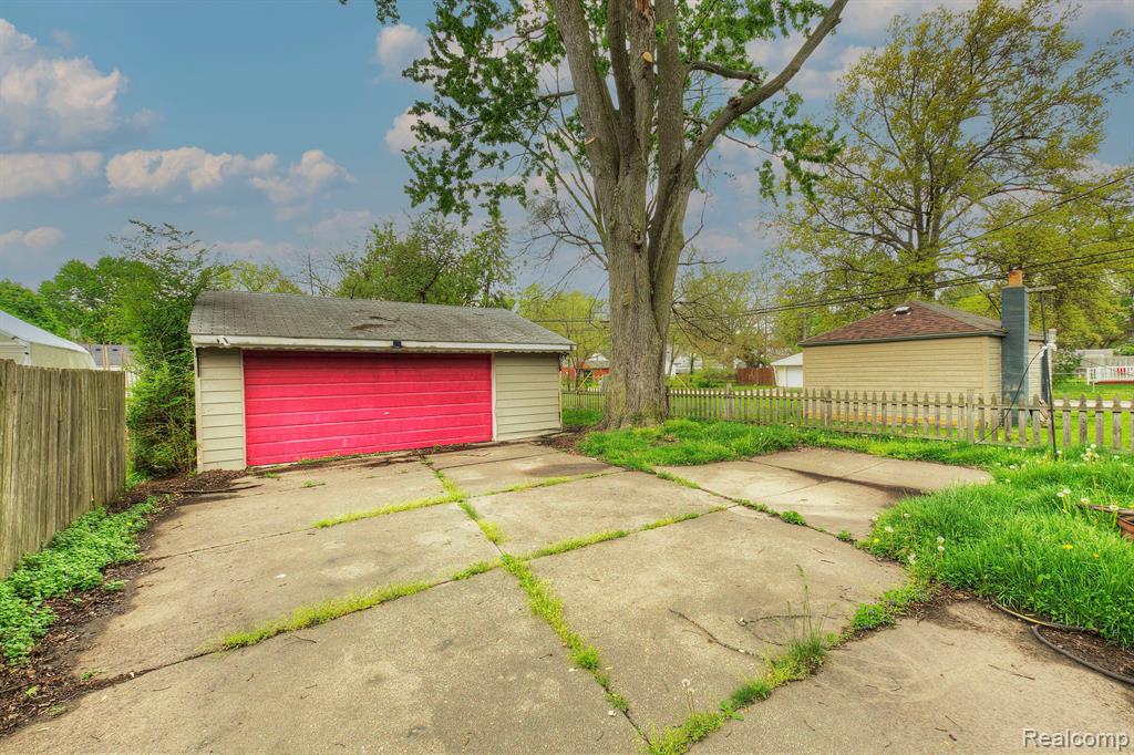 4424 COLUMBUS Street, Wayne, MI 48184 — Photo 17