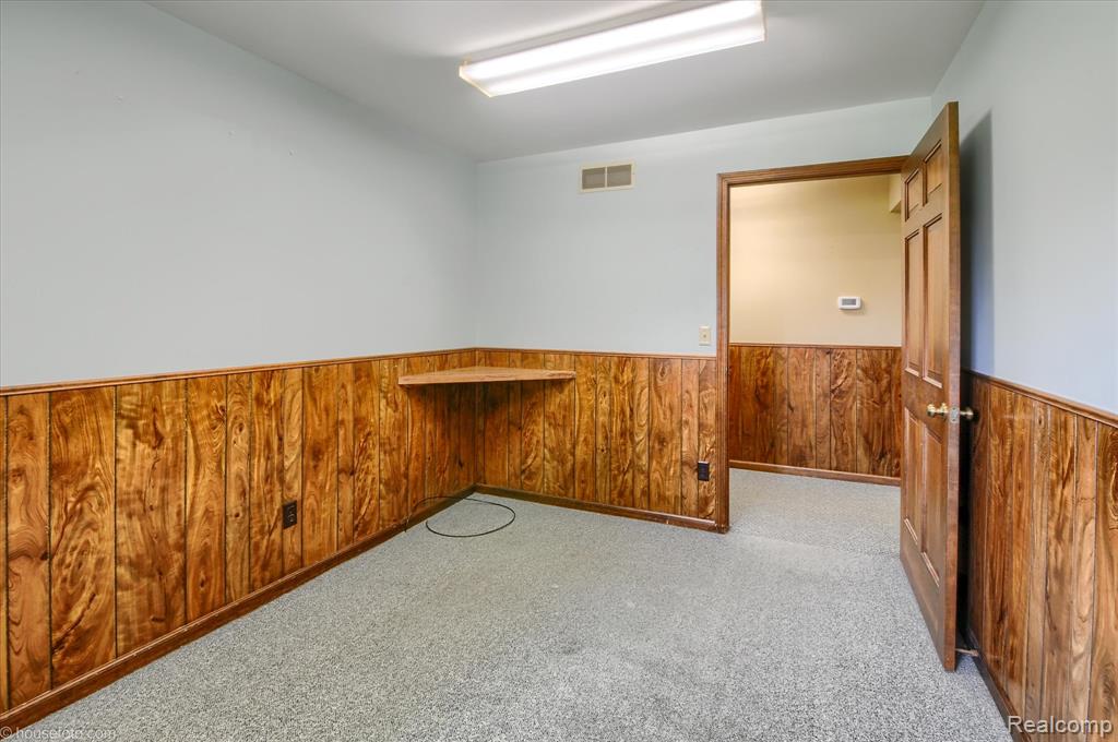 520 Imlay City Road, Lapeer, MI 48446 — Photo 18