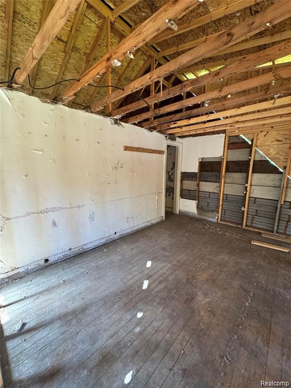 20860 Ridgemont Road, Harper Woods, MI 48225 — Photo 12