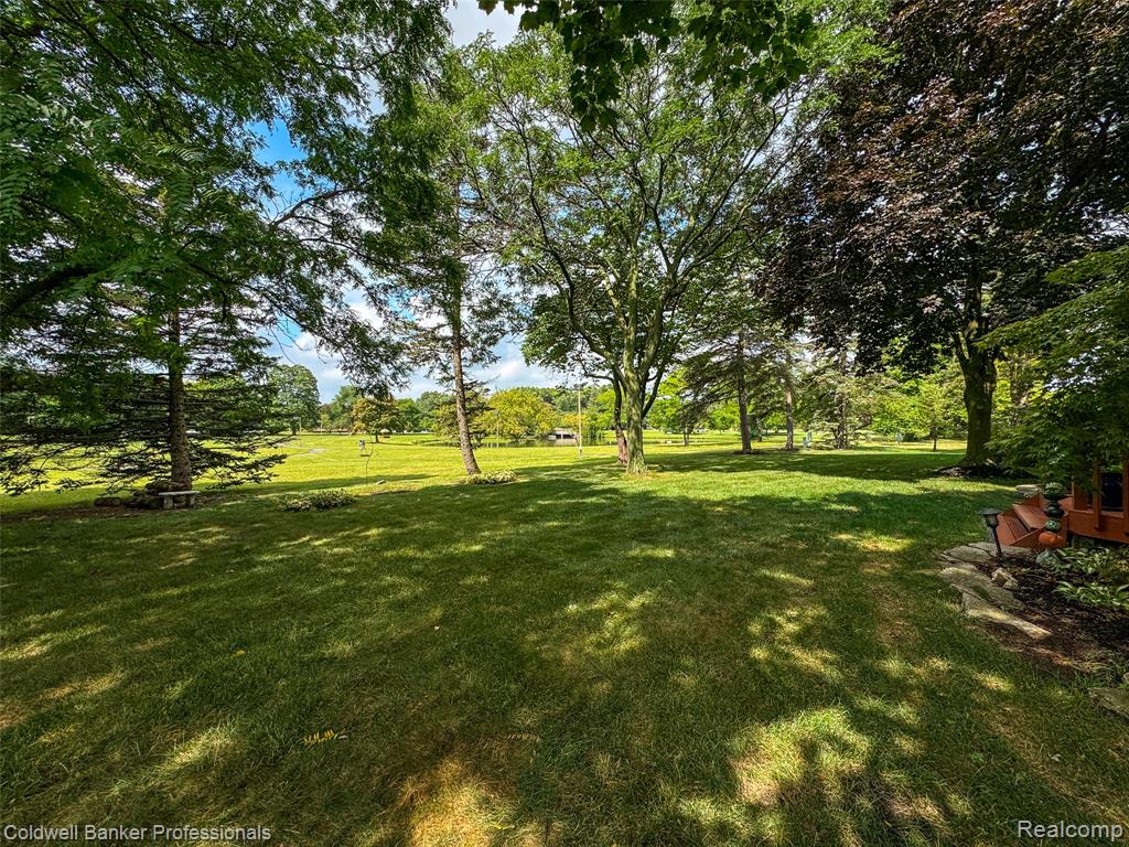 5075 Bayside Drive, Troy, MI 48098 — Photo 48