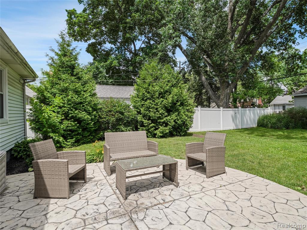 1944 Cummings Avenue, Berkley, MI 48072 — Photo 27