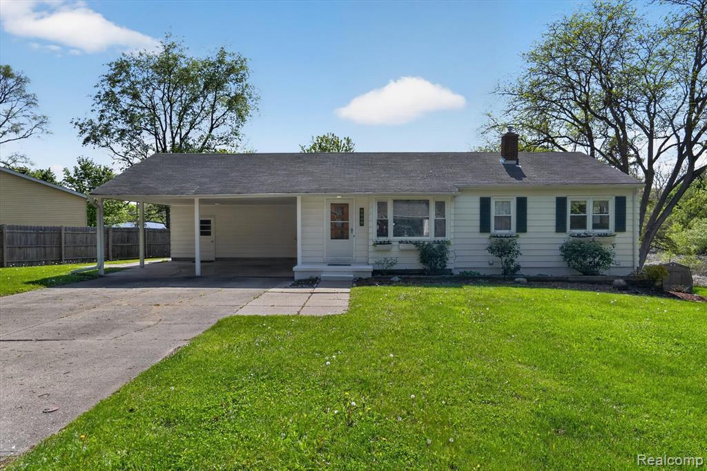 4949 Algonquin Way, Okemos, MI 48864 — front exterior