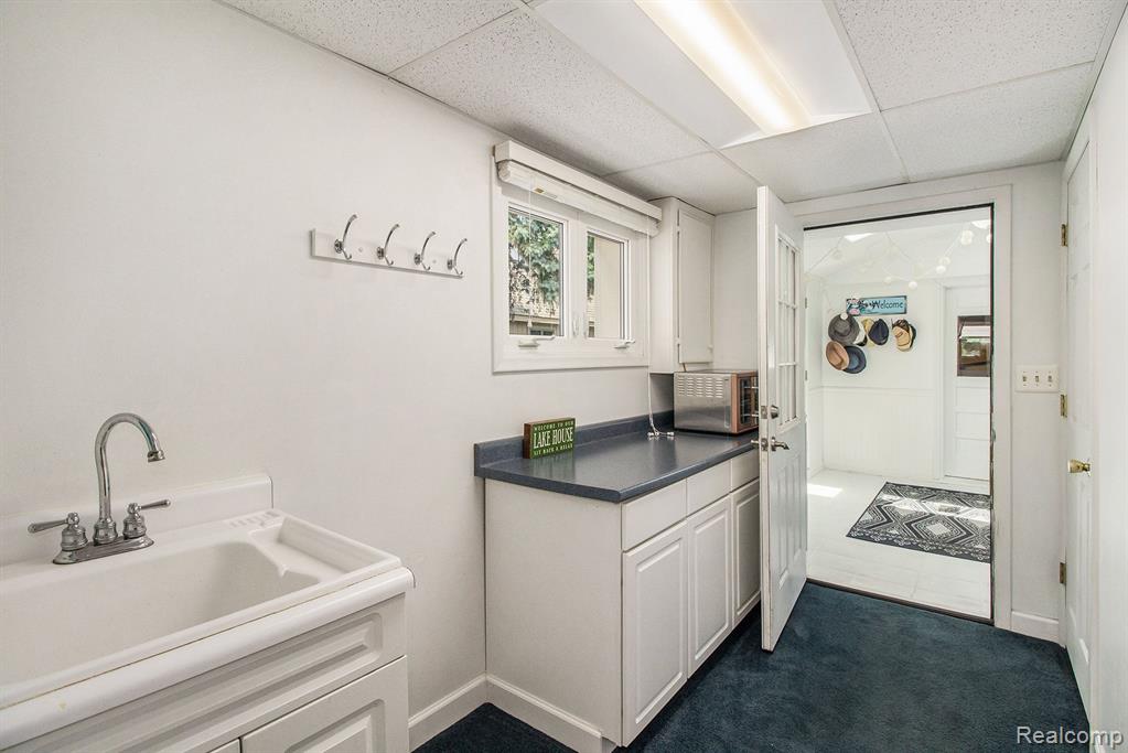 8428 Woodland Shore Drive, Brighton, MI 48114 — Photo 24