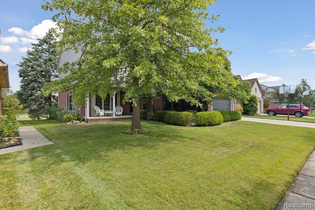 45242 Thornhill Road, Canton, MI 48188 — Photo 2