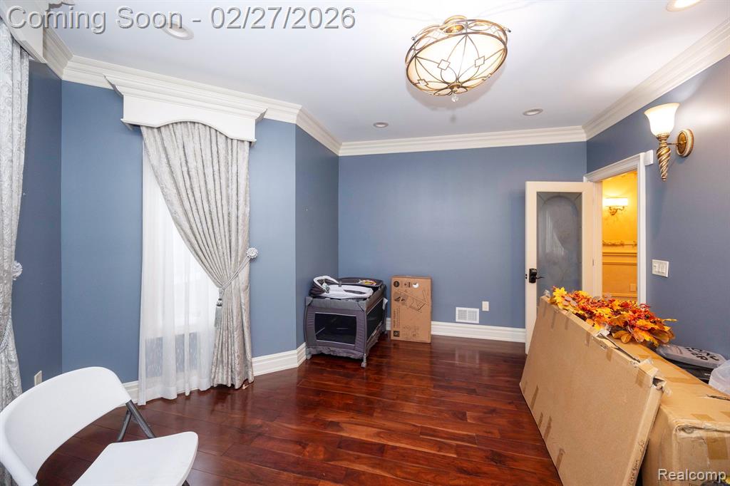 6616 Fairwood Drive, Dearborn Heights, MI 48127 — Photo 24